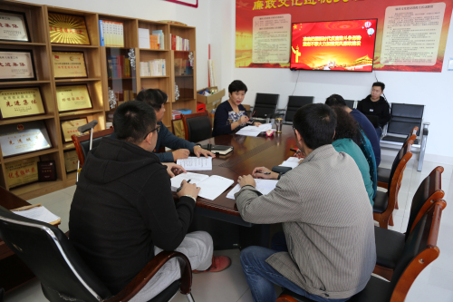 微信图片_20181112152255_编辑.jpg